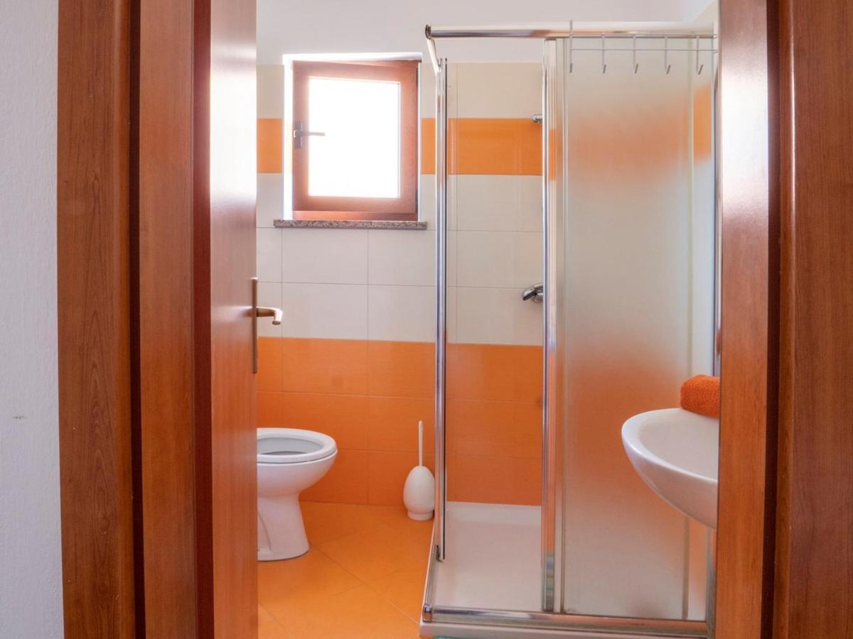 Studio Apartment Gianni Vižinada Eksteriør billede